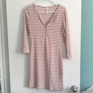 Lulus Basics, size S, salmon/white fitted stretch knit dress, 3/4 sleeve